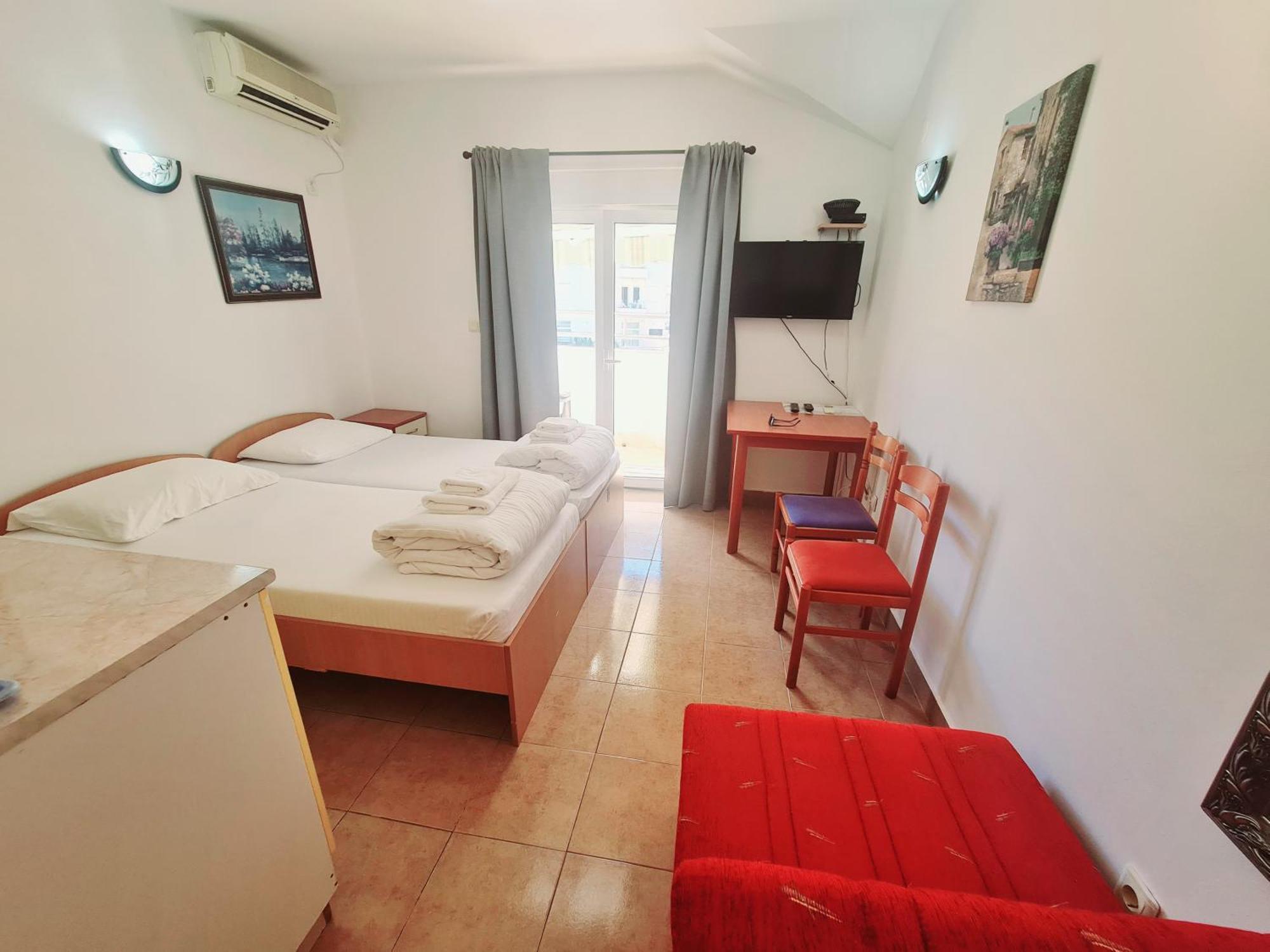 Apartments Pier Budva Rum bild
