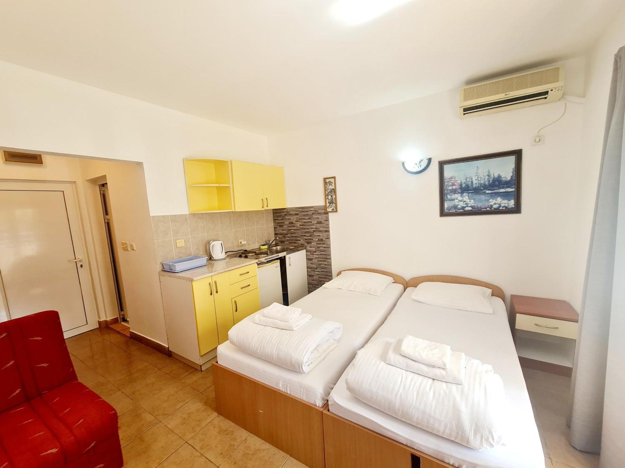 Apartments Pier Budva Rum bild