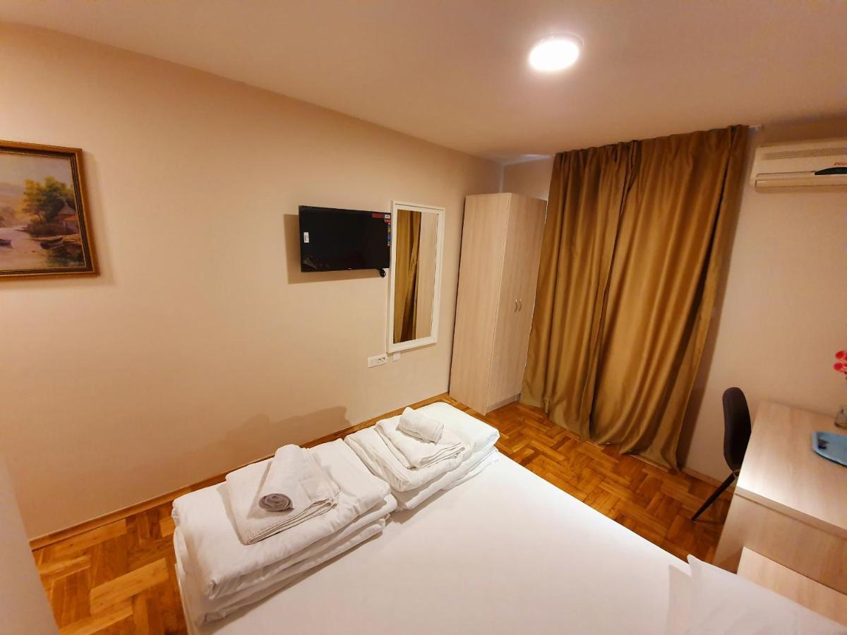 Apartments Pier Budva Exteriör bild