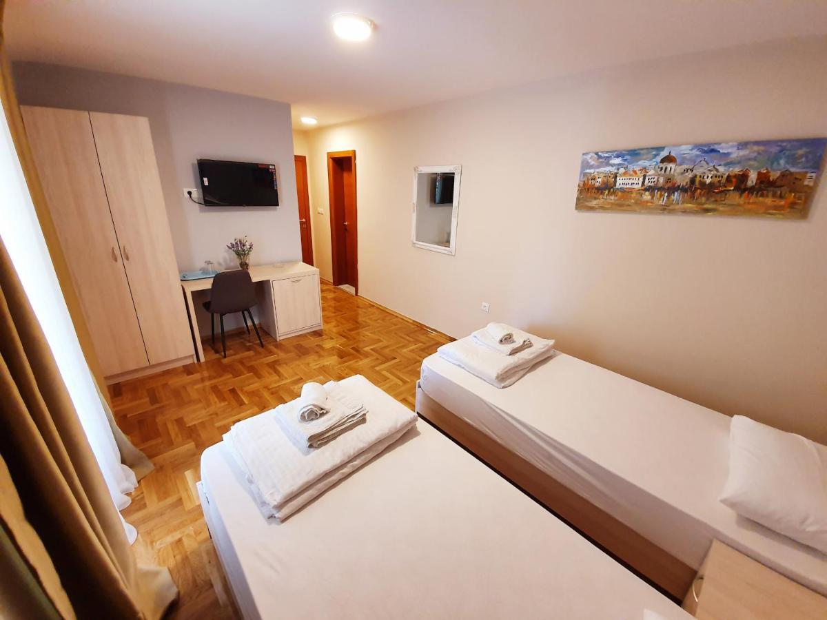 Apartments Pier Budva Exteriör bild